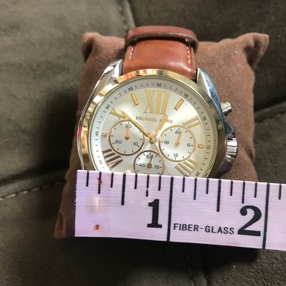 Michael Kors Brown Leather Watch - Picture 5 of 6